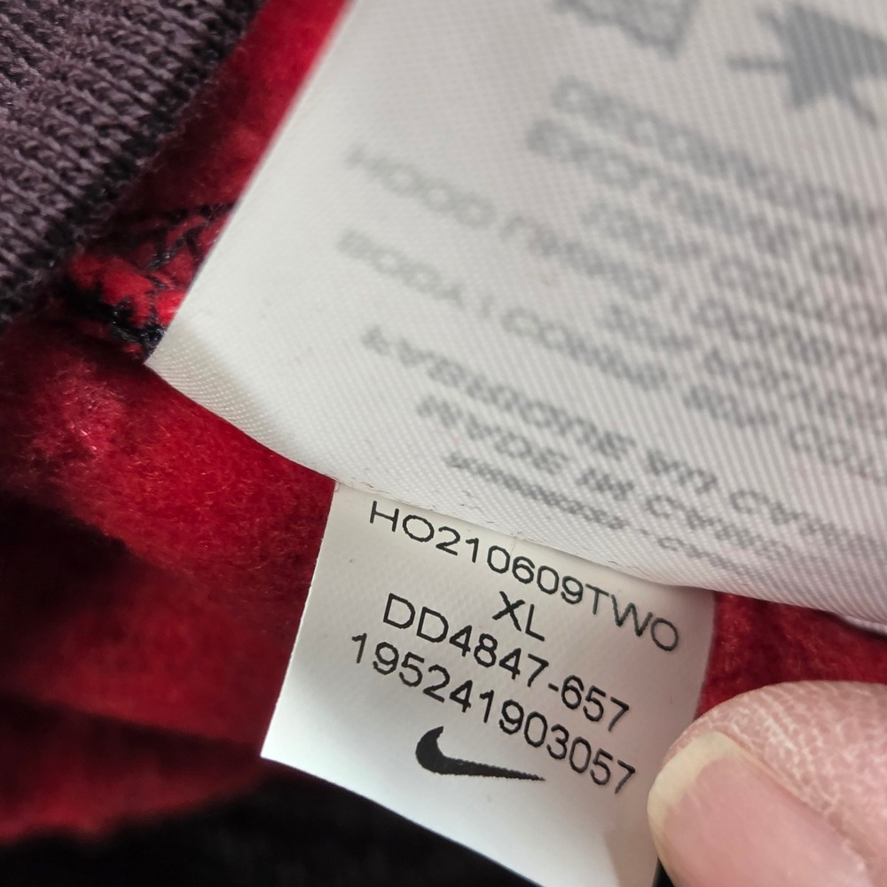 Nike Sportswear Club Hoodie Mens XL Black Red All Over Print Fleece Pullover - Picture 9 of 9